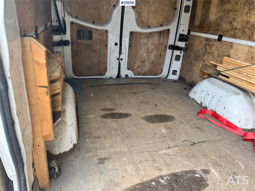 Mercedes-Benz Sprinter 316 w/ Lift