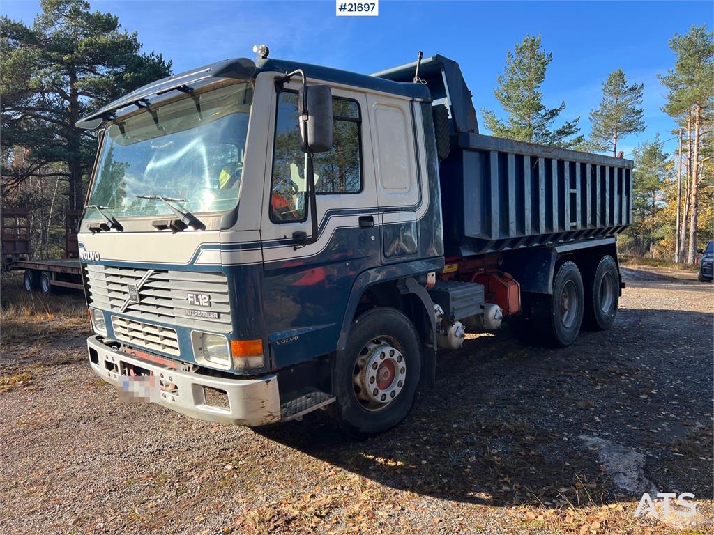 Volvo FH12 6x2 Tipper