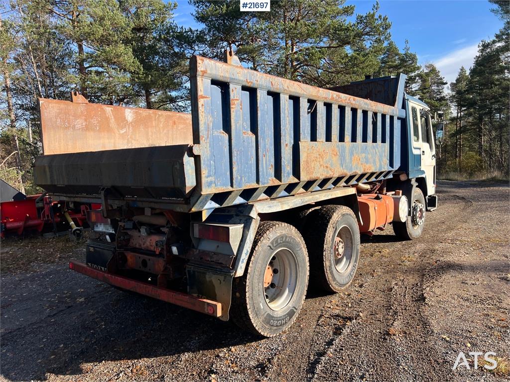 Volvo FH12 6x2 Tipper