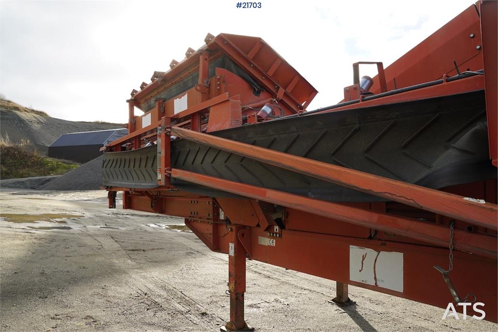 Finlay 683 2 cover sorting plant w/only 5900 hours on SEM