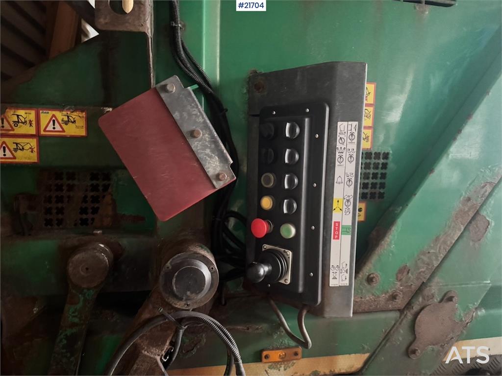 Volvo FM410 2-Chamber Refuse Truck.