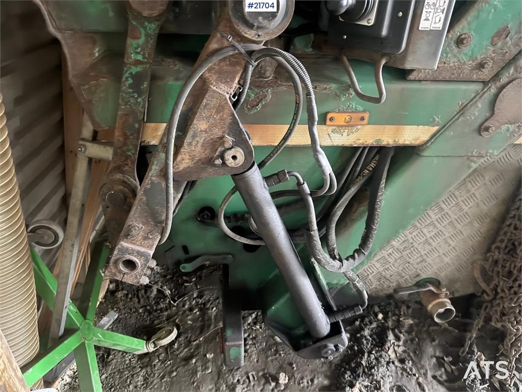 Volvo FM410 2-Chamber Refuse Truck.