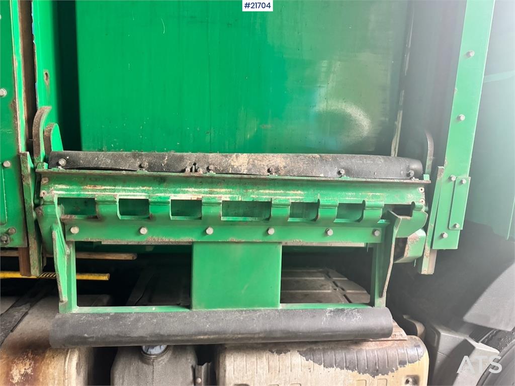 Volvo FM410 2-Chamber Refuse Truck.