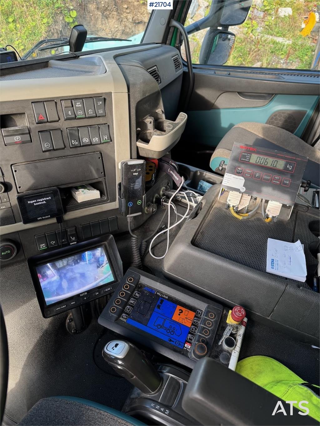 Volvo FM410 2-Chamber Refuse Truck.