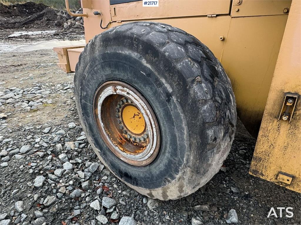 TCM 870 Wheel Loader w/ Bucket