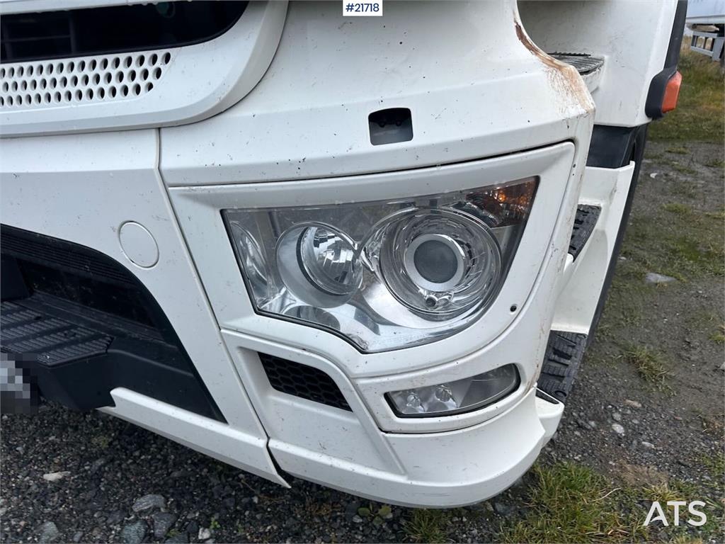 Mercedes-Benz Actros 1835 box truck w/ Full side opening, genera