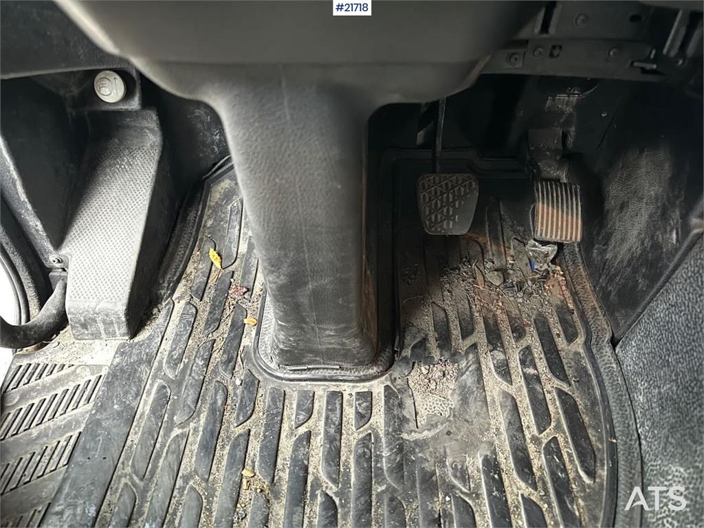 Mercedes-Benz Actros 1835 box truck w/ Full side opening, genera