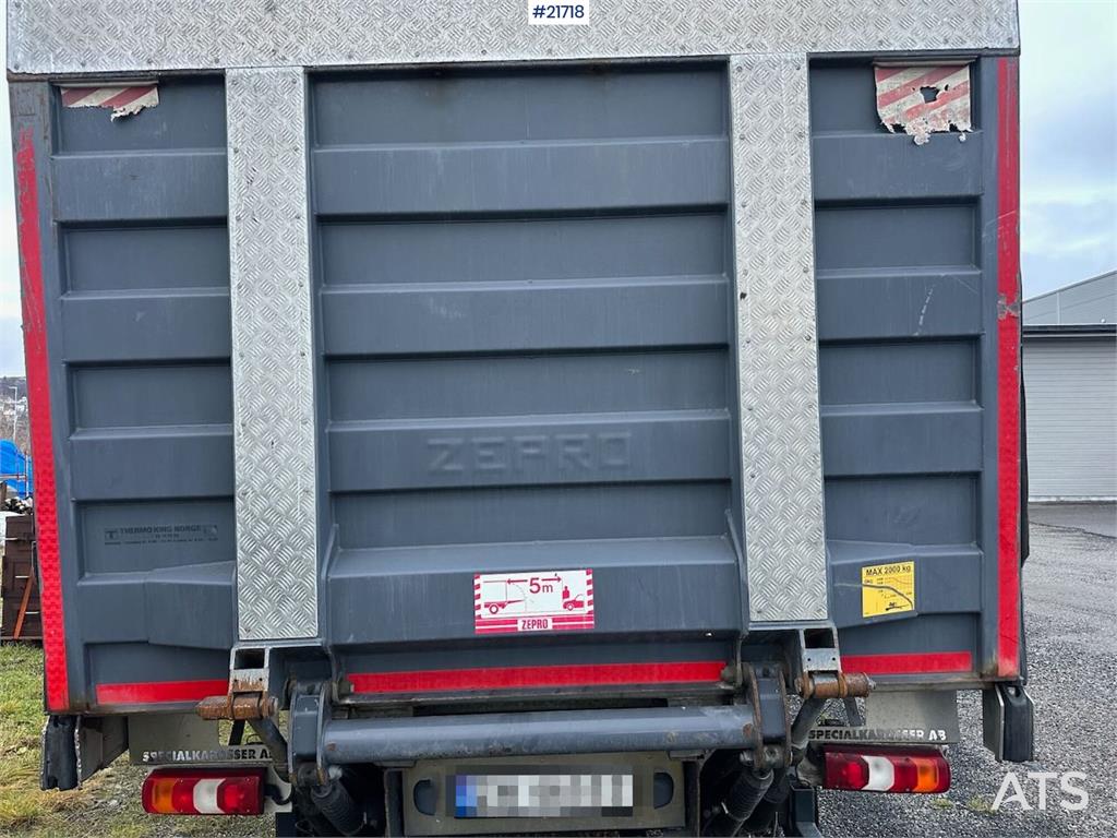 Mercedes-Benz Actros 1835 box truck w/ Full side opening, genera