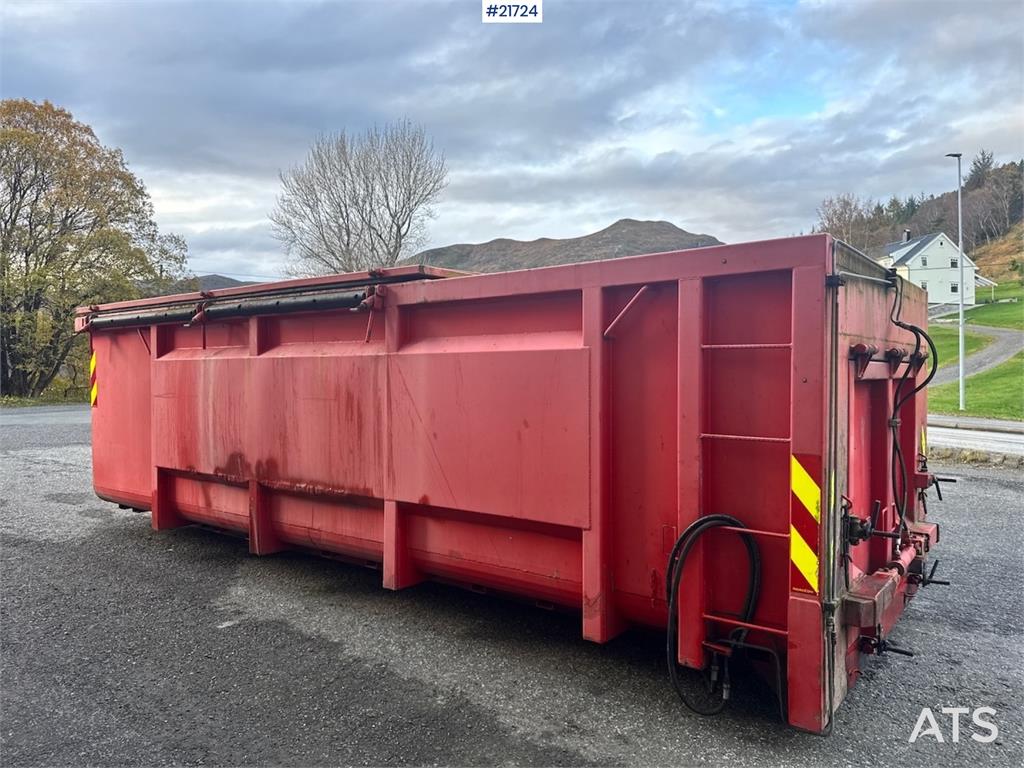 [Other] BFAB Fish tank for hook truck.