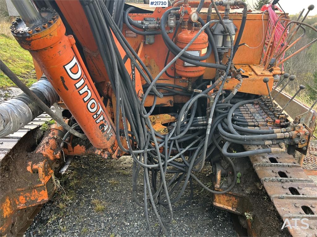 Tamrock DHA400 Drilling rig w/ CPR 438L hammer