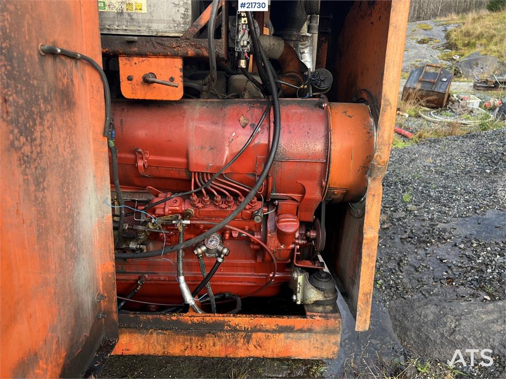 Tamrock DHA400 Drilling rig w/ CPR 438L hammer