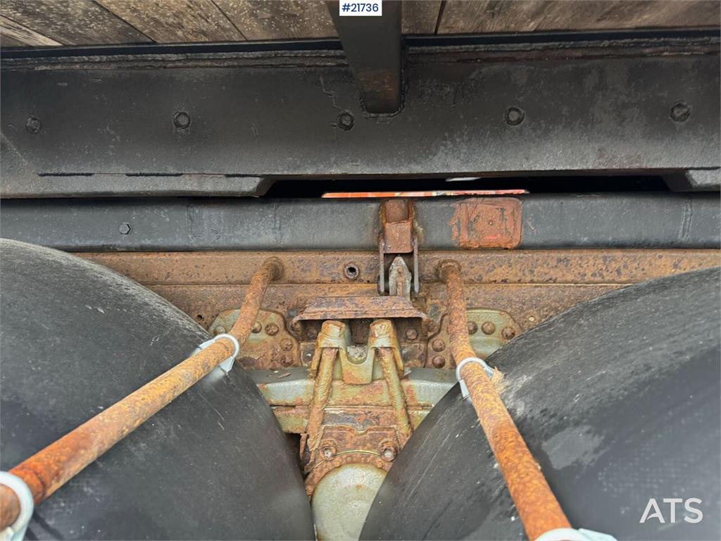 Volvo FL12 with 22 t/m Palfinger Crane, Timber Platform,