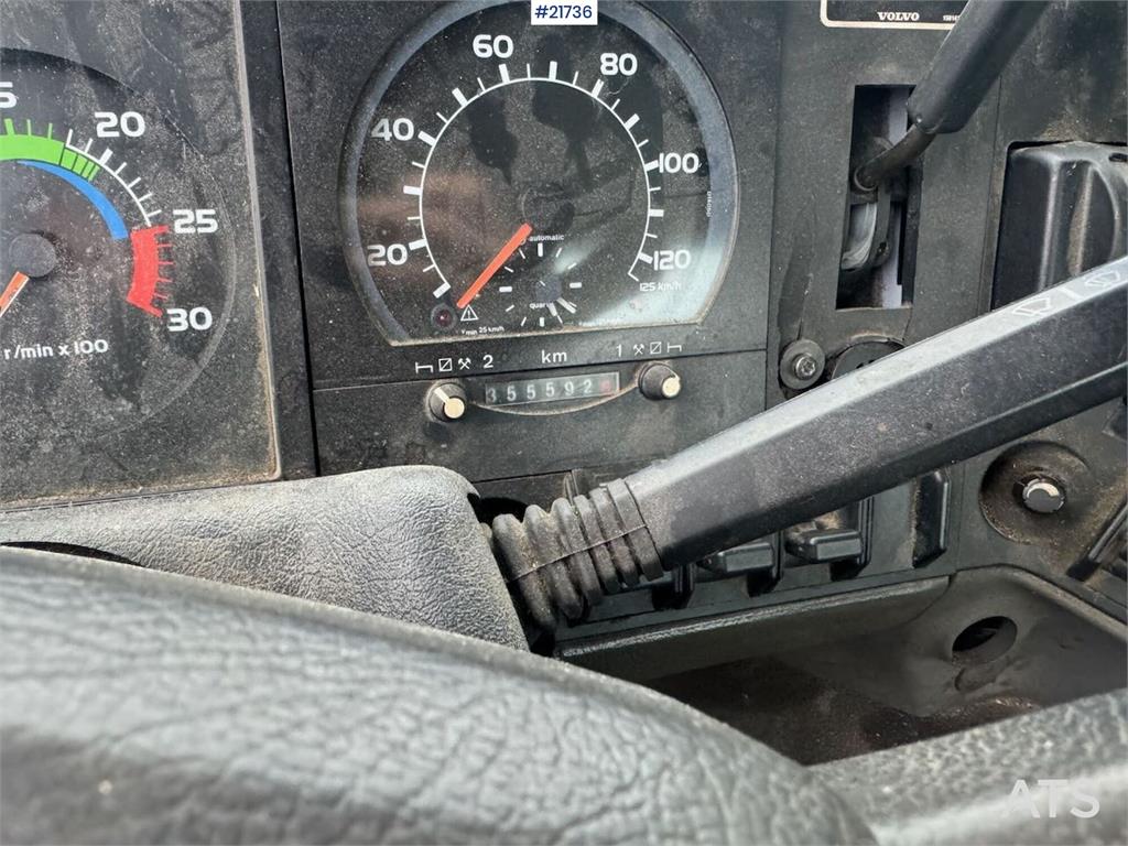 Volvo FL12 with 22 t/m Palfinger Crane, Timber Platform,