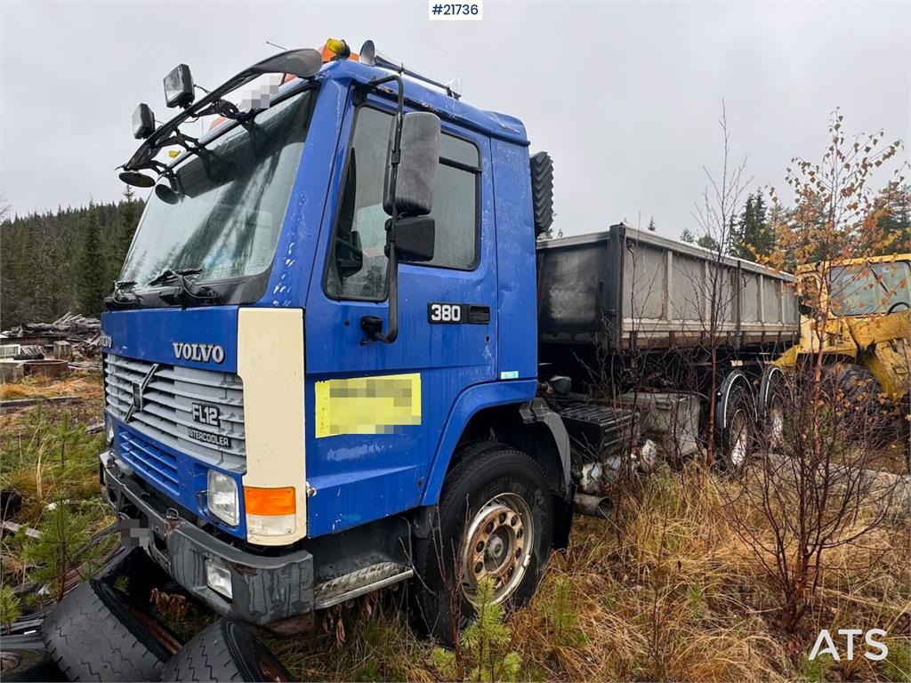 Volvo FL12 with 22 t/m Palfinger Crane, Timber Platform,