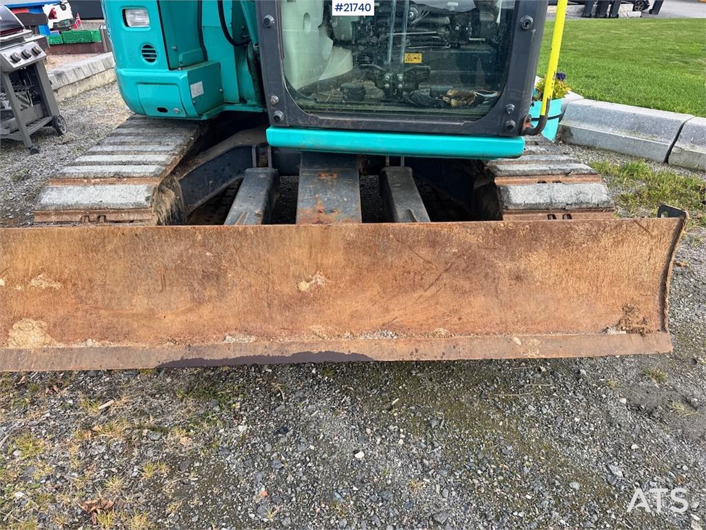 Kobelco SK75SR-3E w/ Rototilt, 2 buckets and grapple. 1850