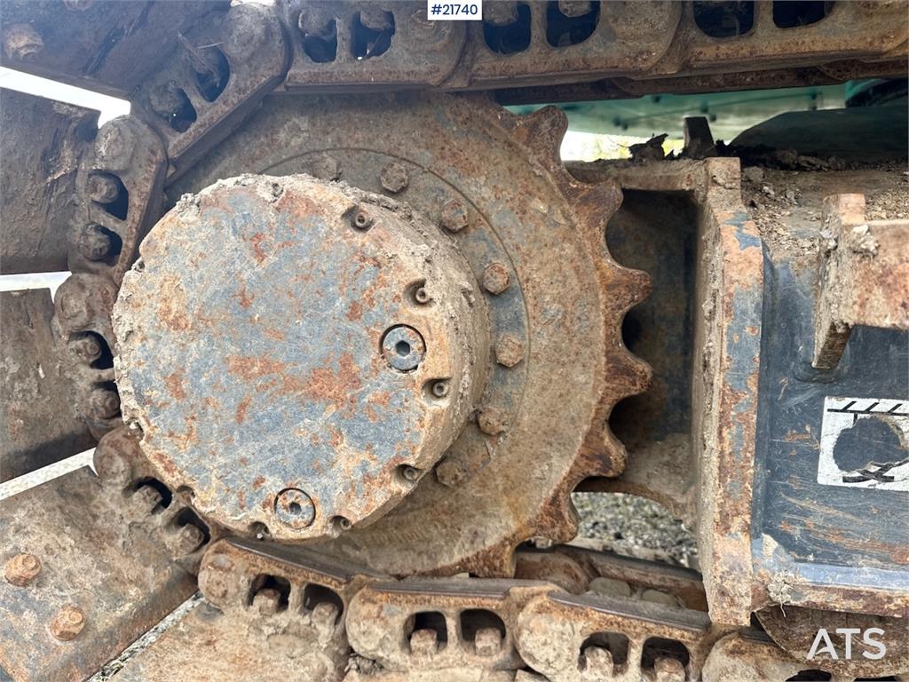 Kobelco SK75SR-3E w/ Rototilt, 2 buckets and grapple. 1850