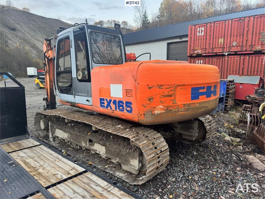Hitachi EX165 Tracked Excavator with 2 Buckets
