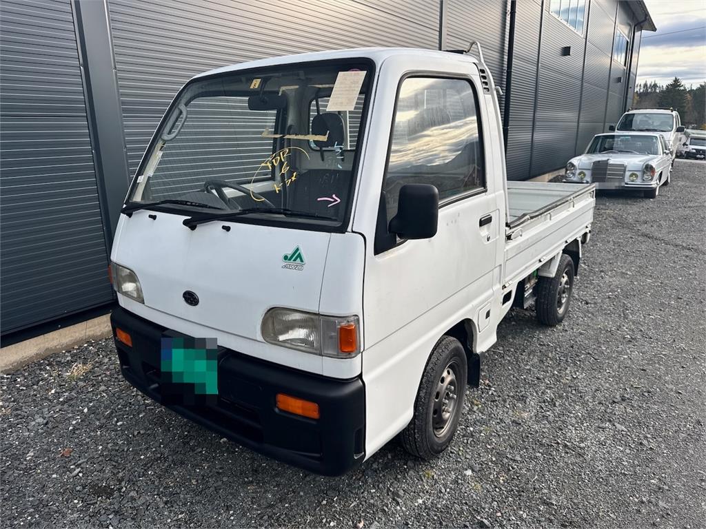 Subaru Sambar 4x4 truck.