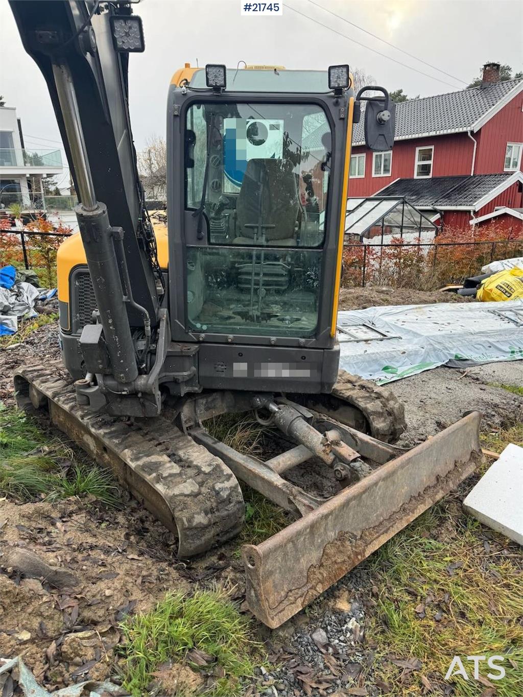 Volvo ECR58D Tracked Excavator with Tilt and Bucket