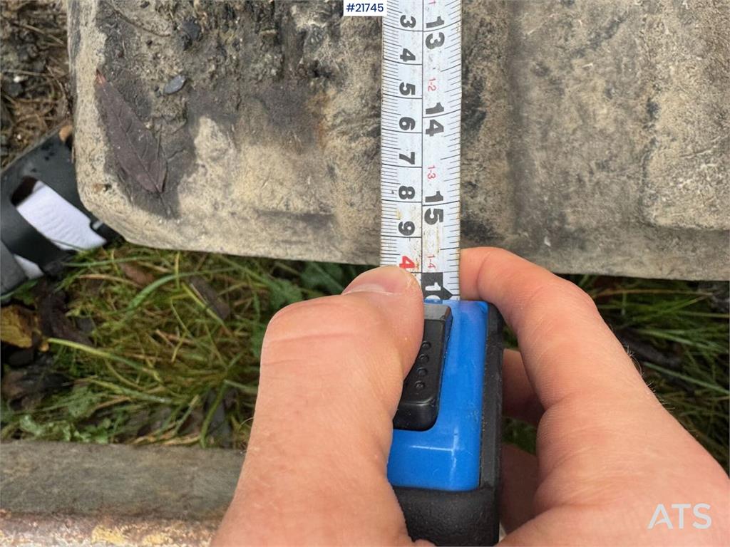 Volvo ECR58D Tracked Excavator with Tilt and Bucket