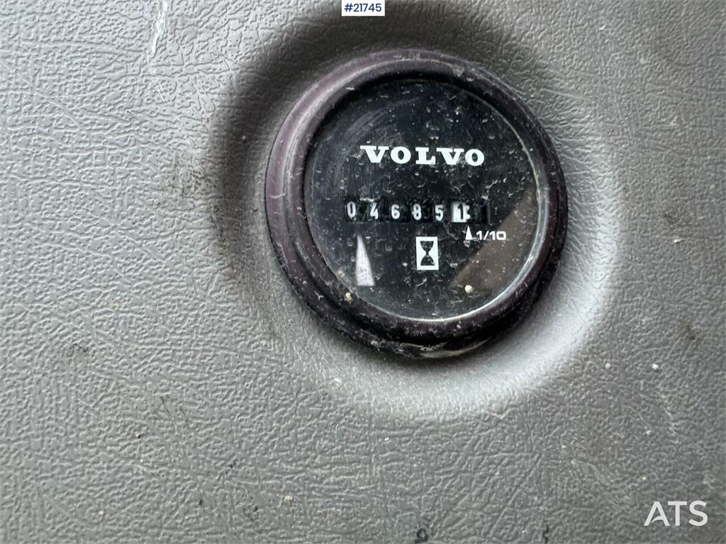 Volvo ECR58D Tracked Excavator with Tilt and Bucket