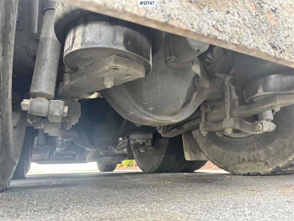 Scania R660 6x4 Asphalt Truck with Carnehl Asphalt Traile