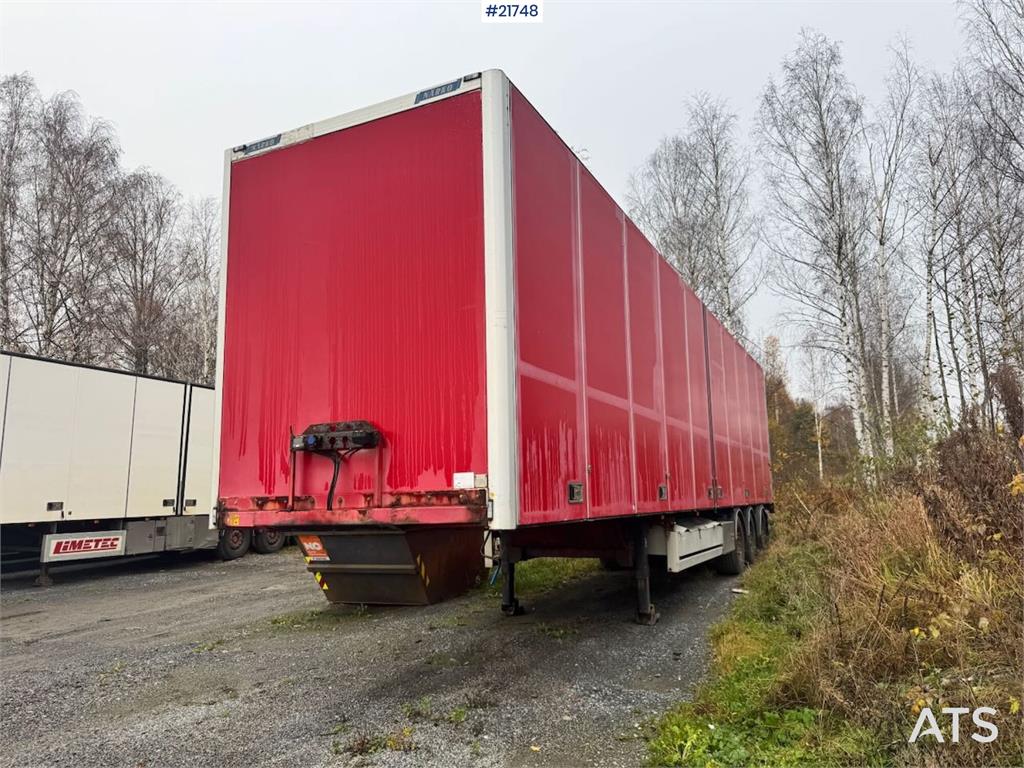 Närko Box Semi-Trailer with Full Side Opening