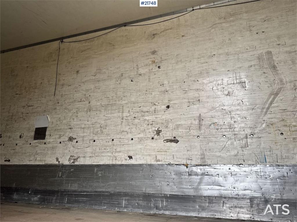 Närko Box Semi-Trailer with Full Side Opening