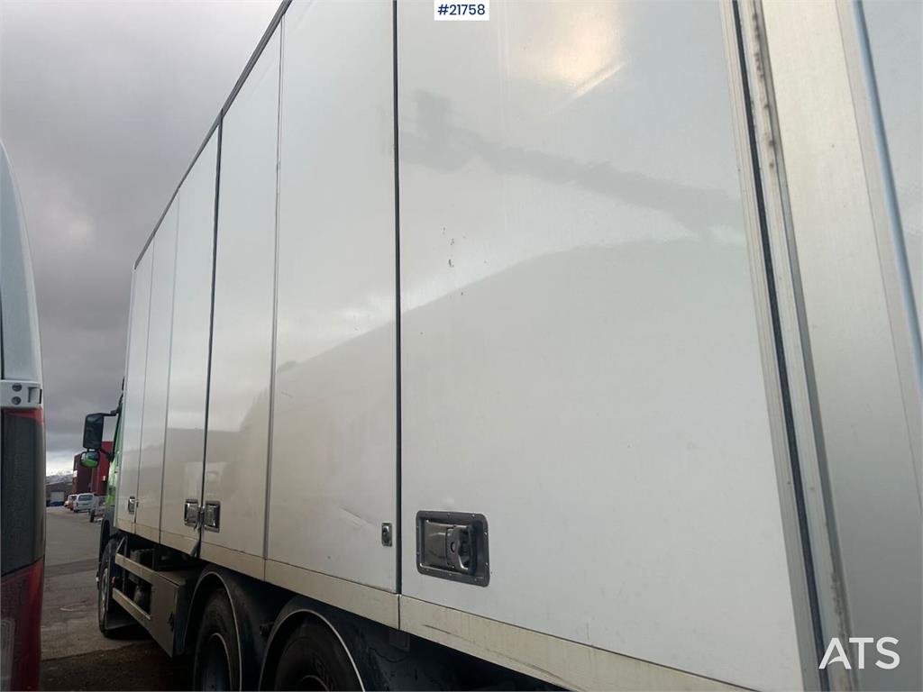 Volvo FM450 box truck 6x2 w/ full side opening, 2 zone u