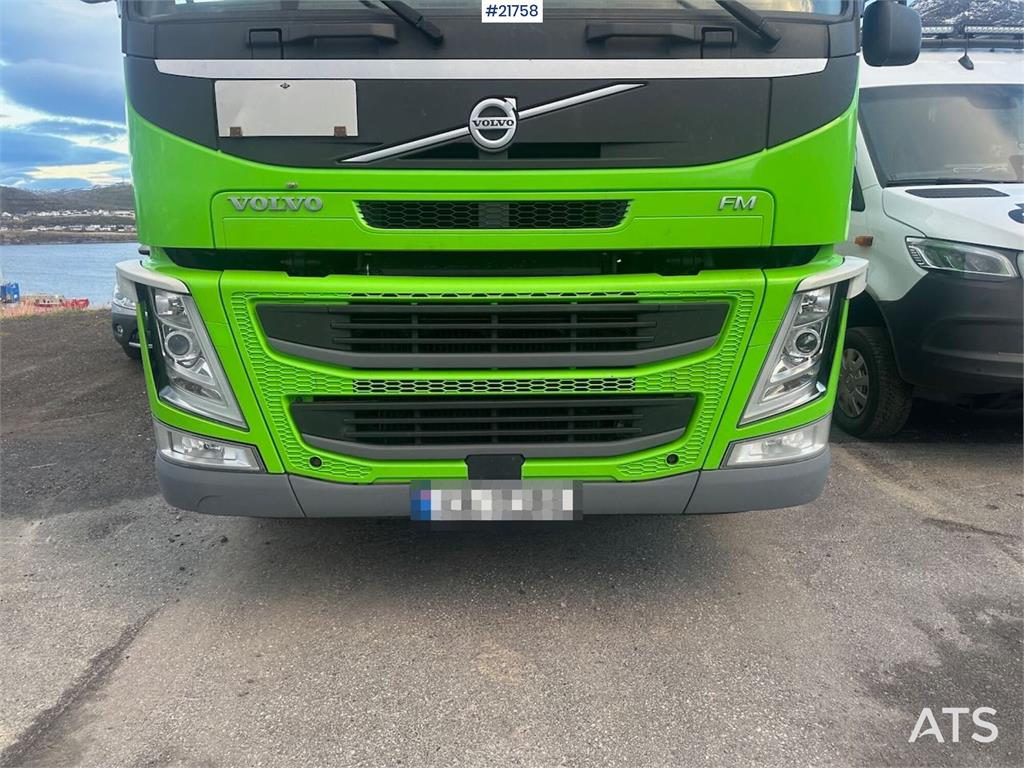 Volvo FM450 box truck 6x2 w/ full side opening, 2 zone u
