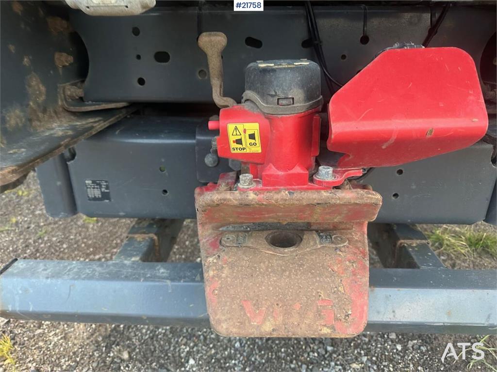 Volvo FM450 box truck 6x2 w/ full side opening, 2 zone u