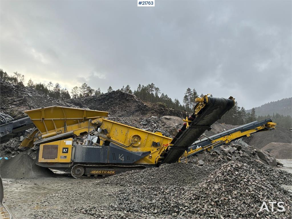 Keestrack K4 2 deck screener