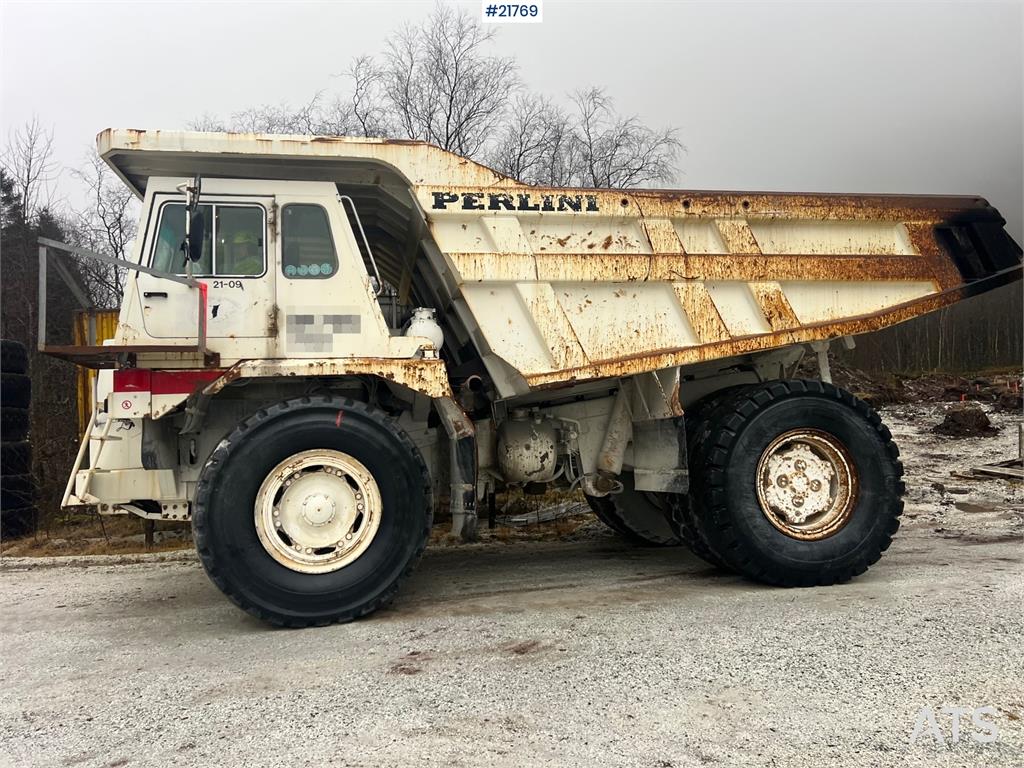 Perlini DP705 Dump Truck