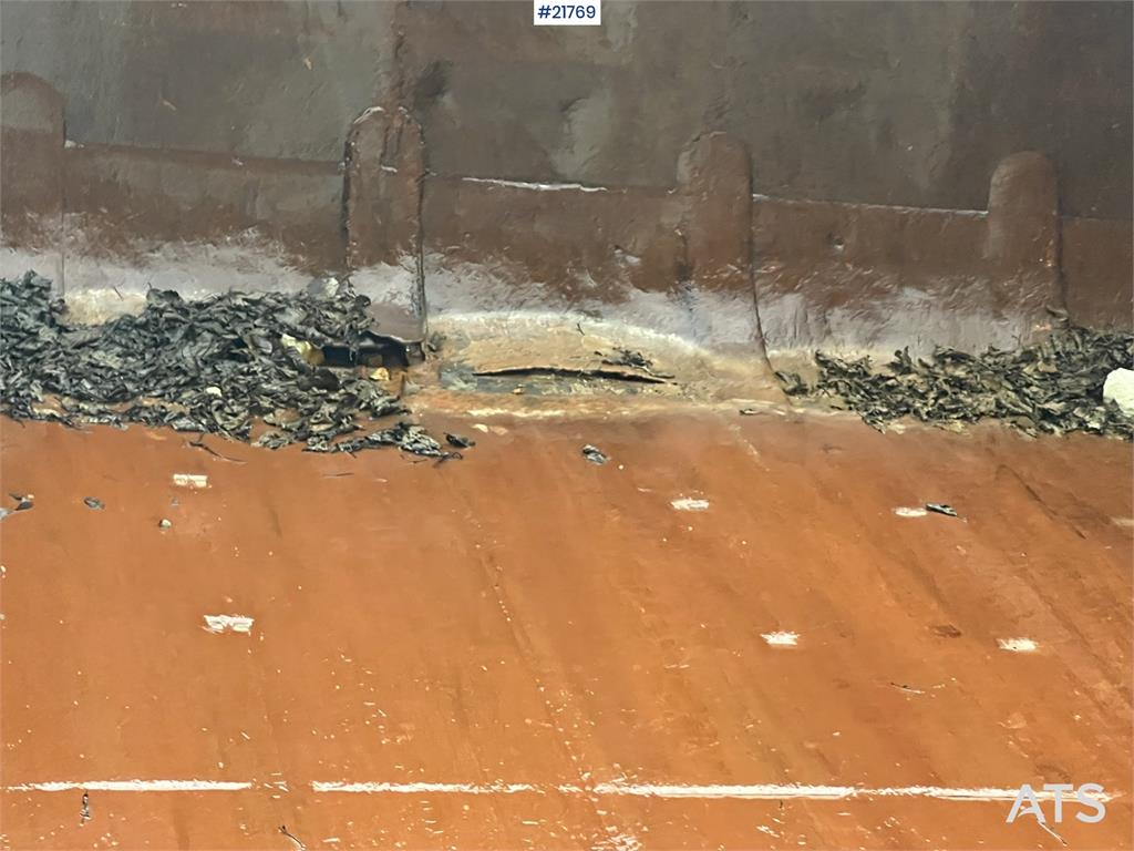 Perlini DP705 Dump Truck