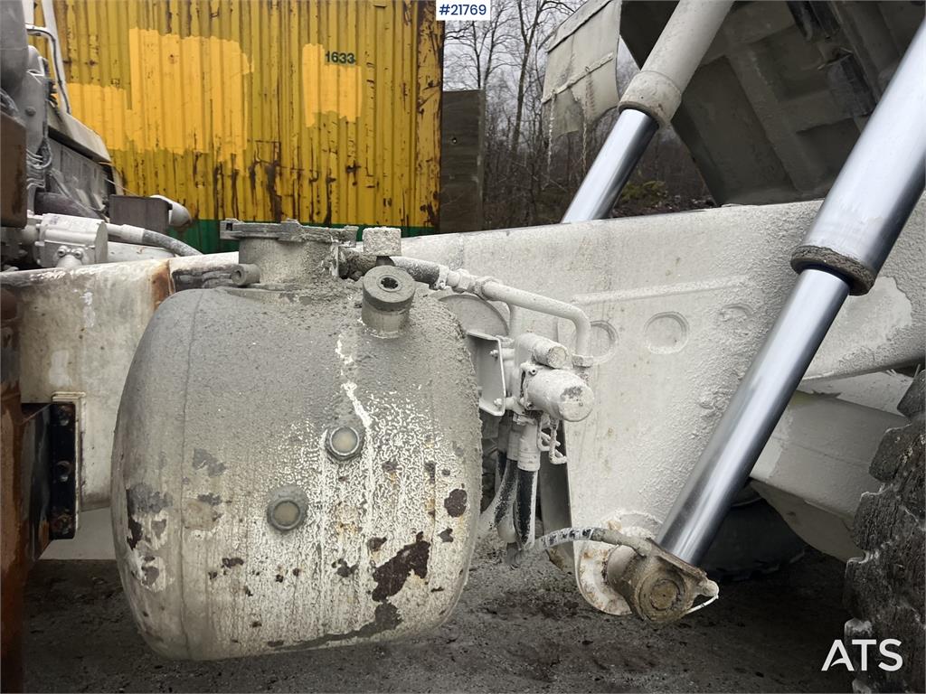 Perlini DP705 Dump Truck