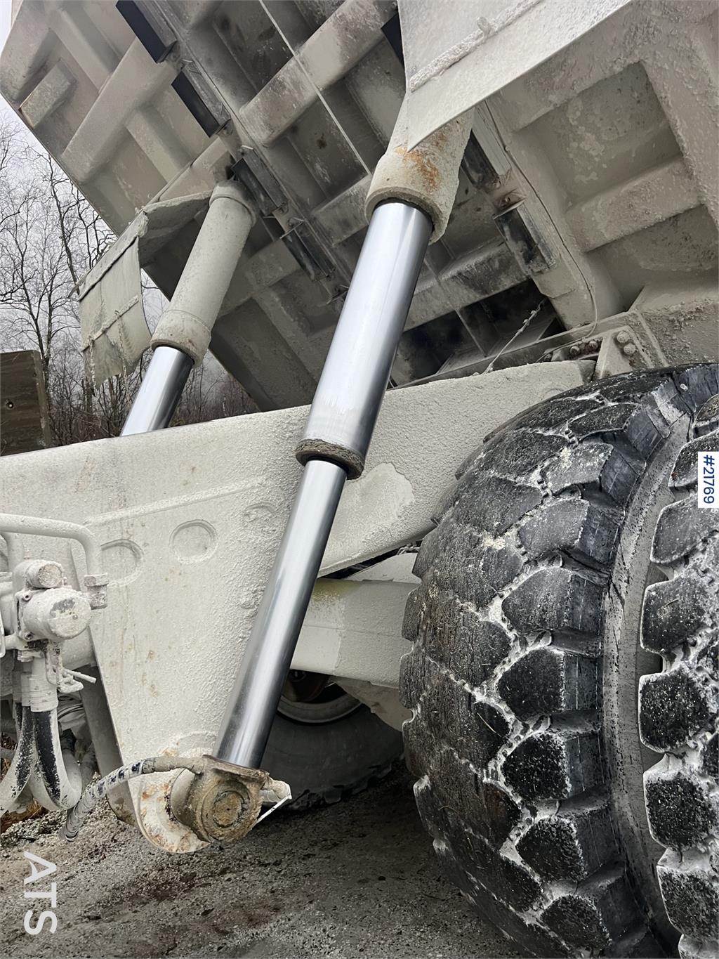 Perlini DP705 Dump Truck