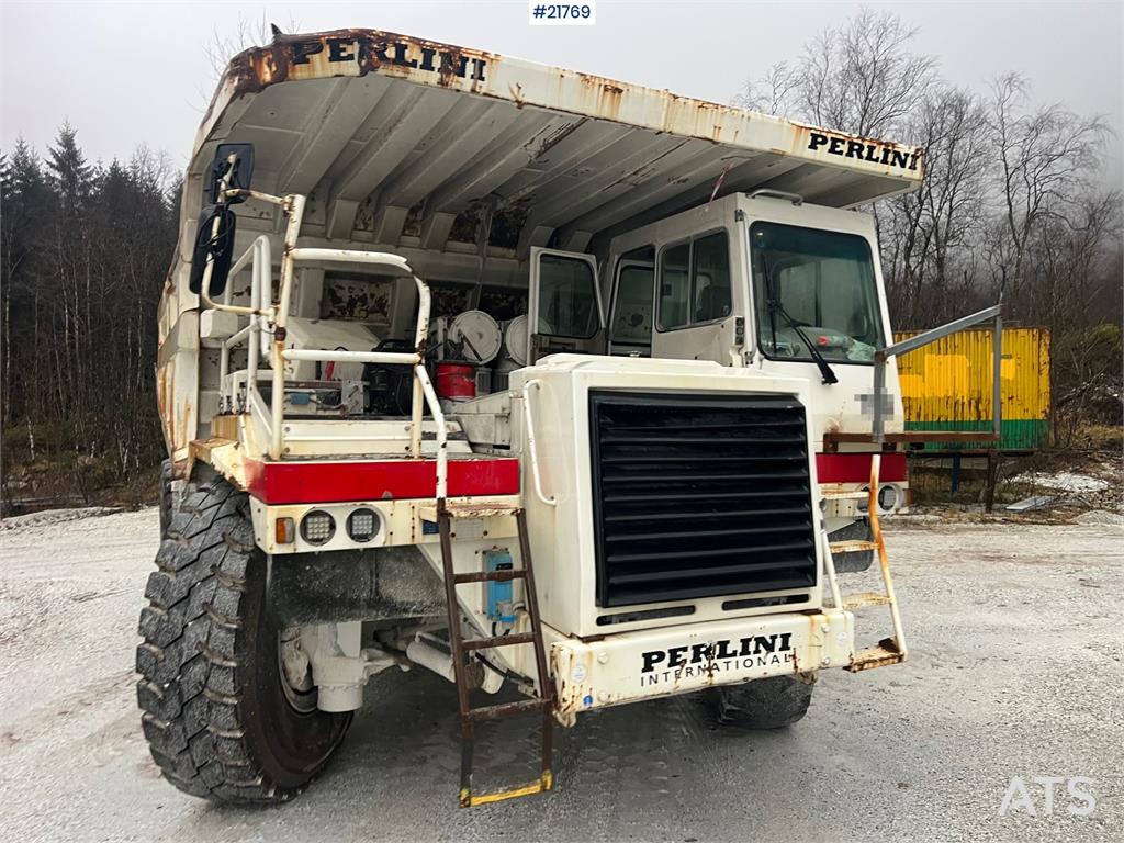 Perlini DP705 Dump Truck