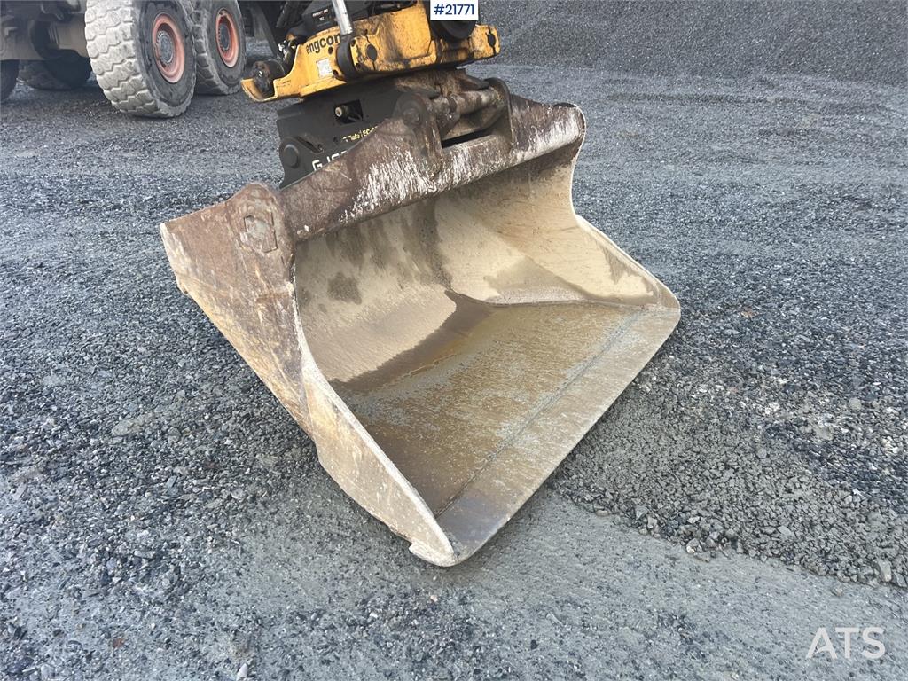 Doosan Dx300lc-5 Gravemaskin m/ rototilt og pusseskuffe