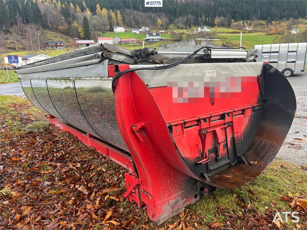 [Other] BFAB asphalt tank w/ air-controlled canopy