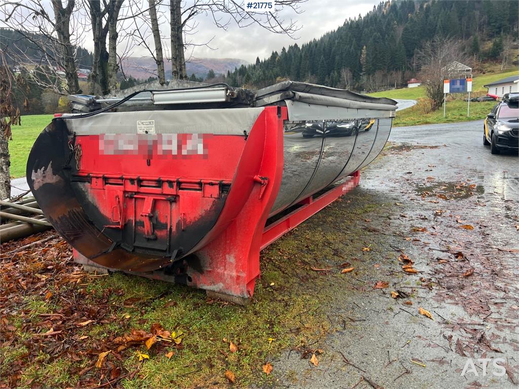 [Other] BFAB asphalt tank w/ air-controlled canopy