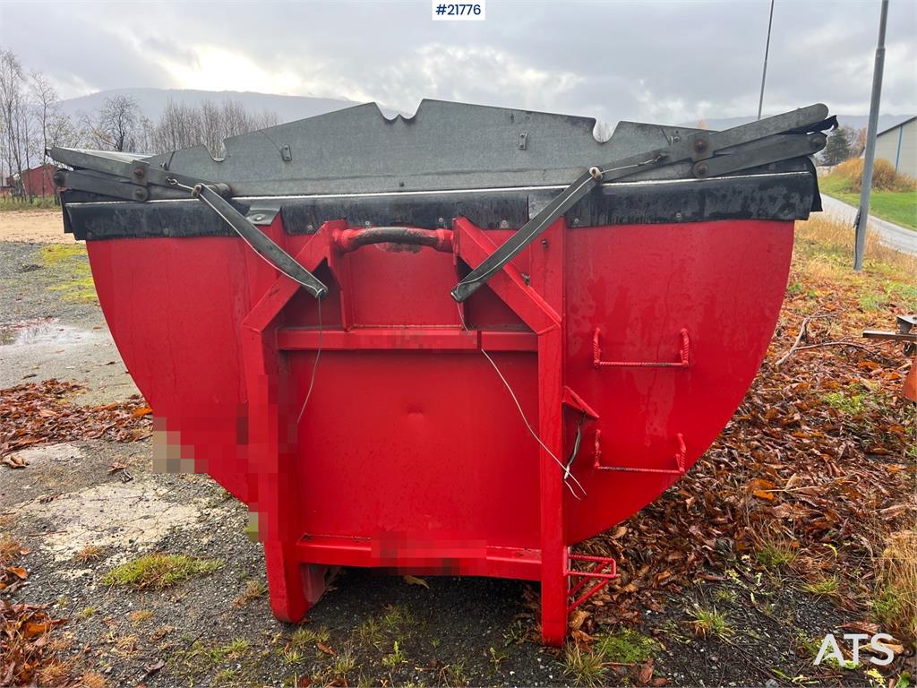 [Other] BFAB asphalt tank w/ manual canopy