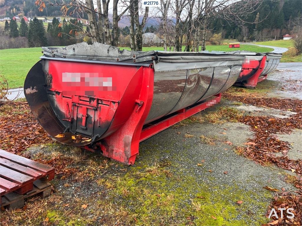 [Other] BFAB asphalt tank w/ manual canopy