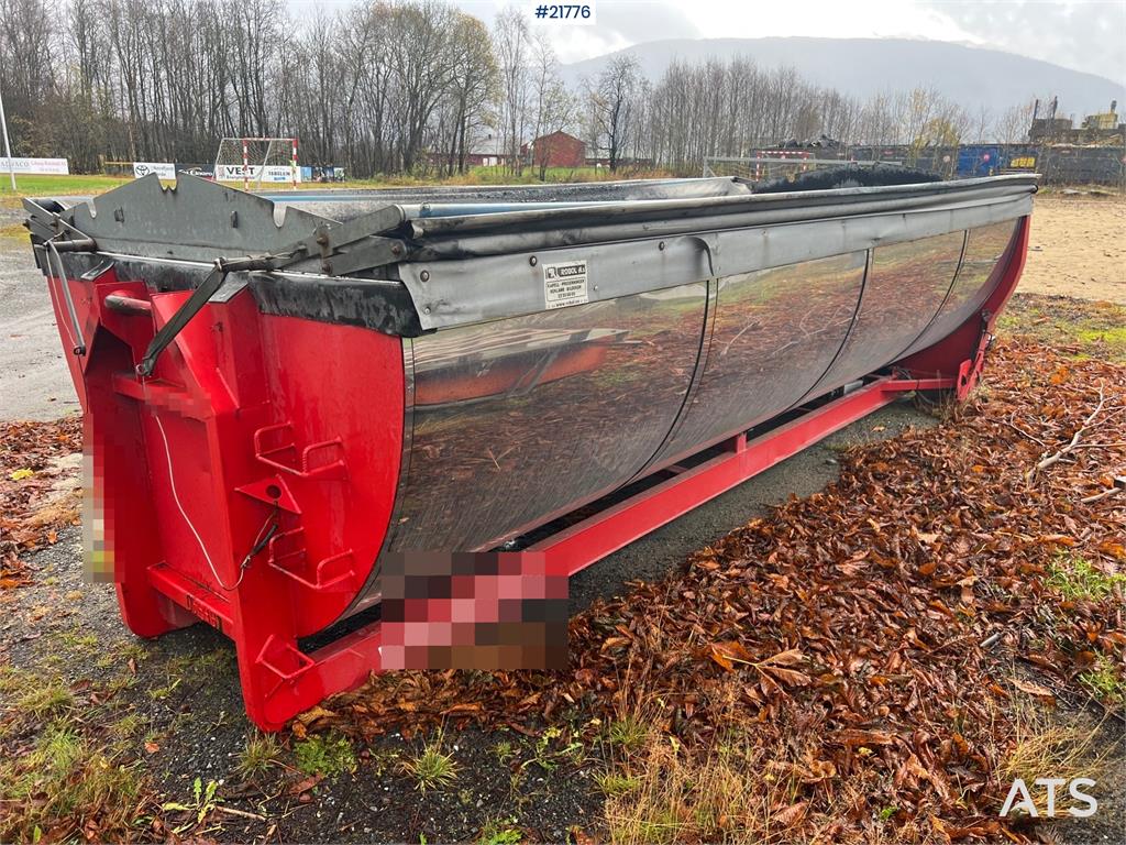 [Other] BFAB asphalt tank w/ manual canopy