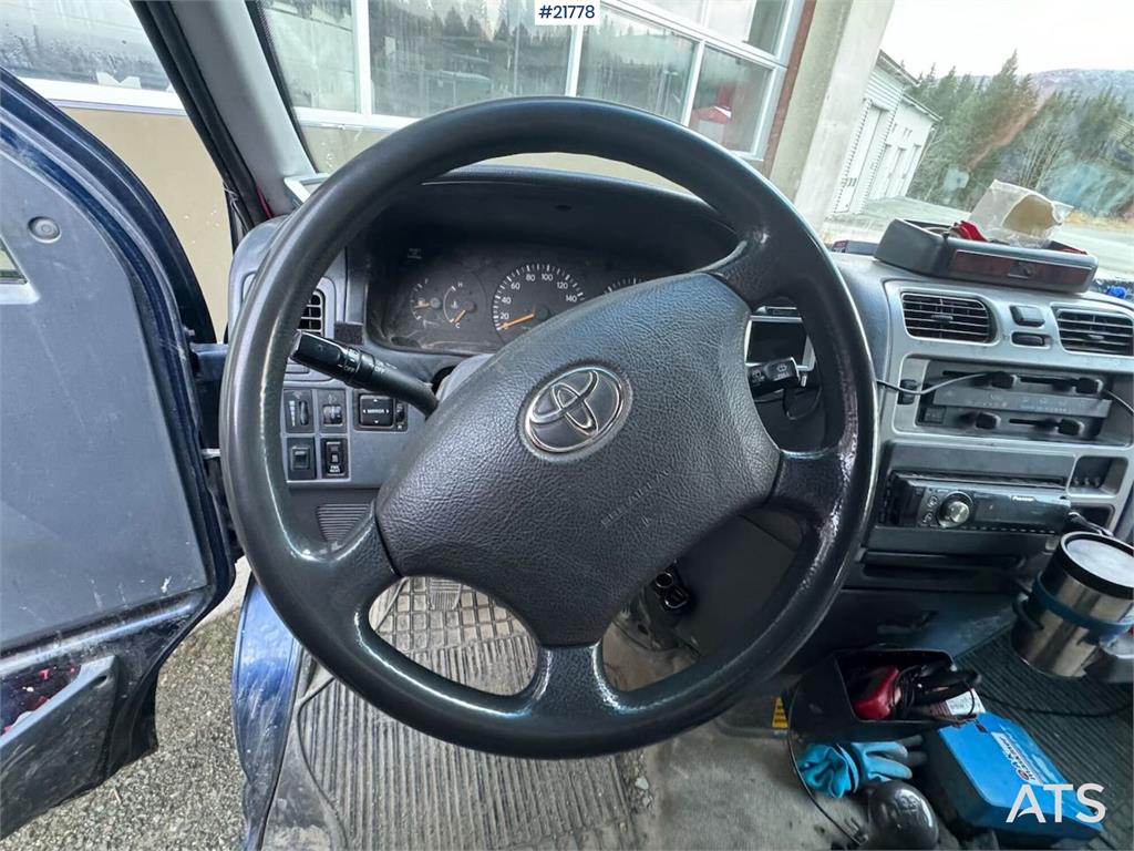 Toyota Hiace 4x4 – long version