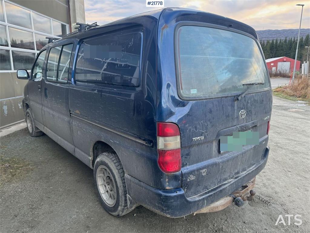 Toyota Hiace 4x4 – long version