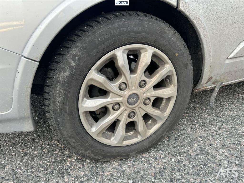 Ford Tourneo 8-seater