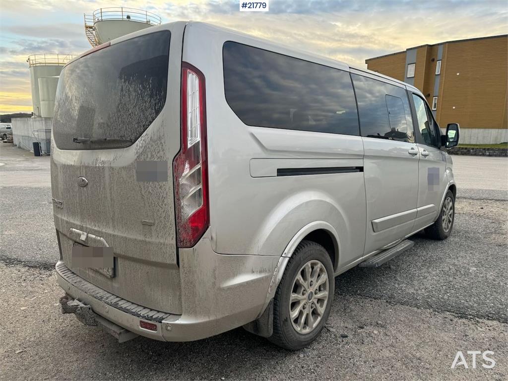Ford Tourneo 8-seater