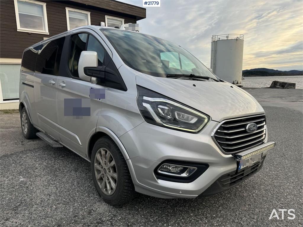 Ford Tourneo 8-seater