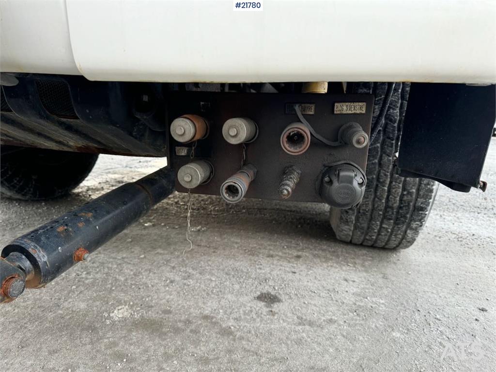 MAN TGS 28.480 6x4 – Hook lift truck with snow plow se