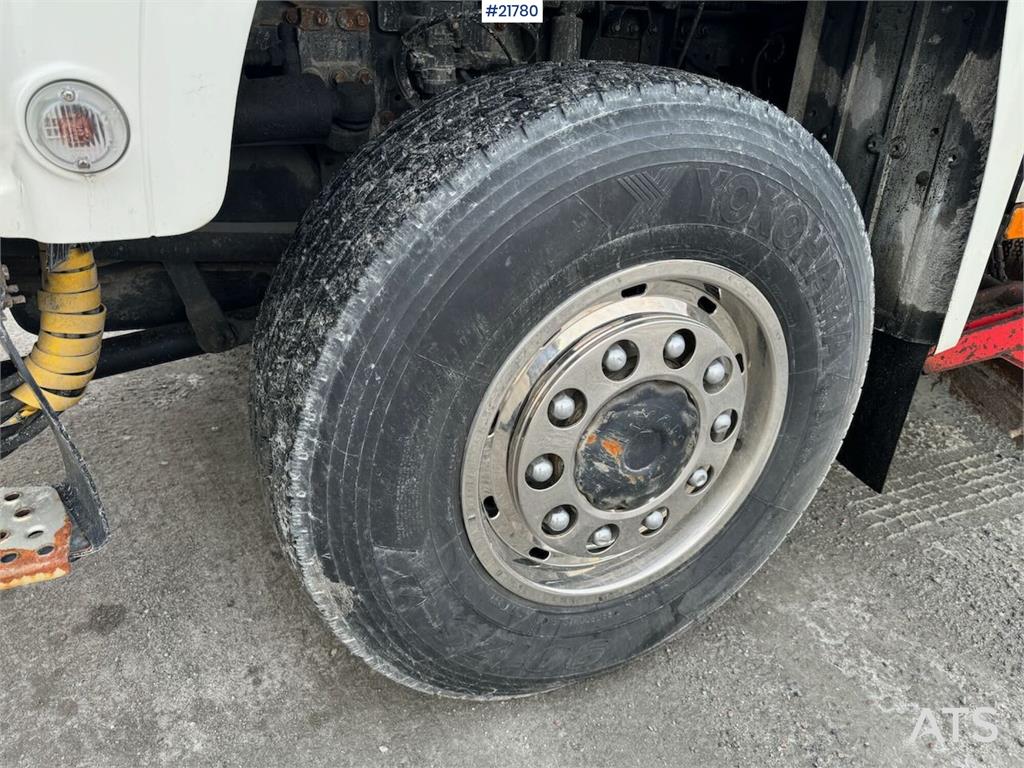 MAN TGS 28.480 6x4 – Hook lift truck with snow plow se